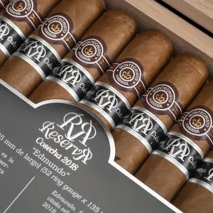 Montecristo Edmundo Reserva alternate view